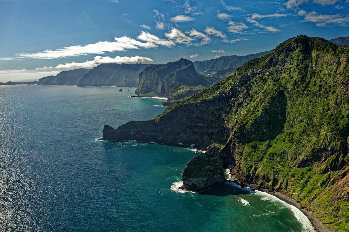 madeira photo 1628413283166 a7666966d26b